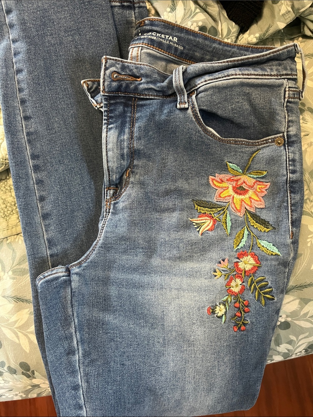 Old navy embroidered rockstar jeans
